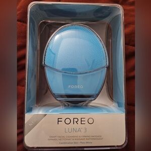 Foreo Luna 3 Facial Cleansing Brush - Blue
